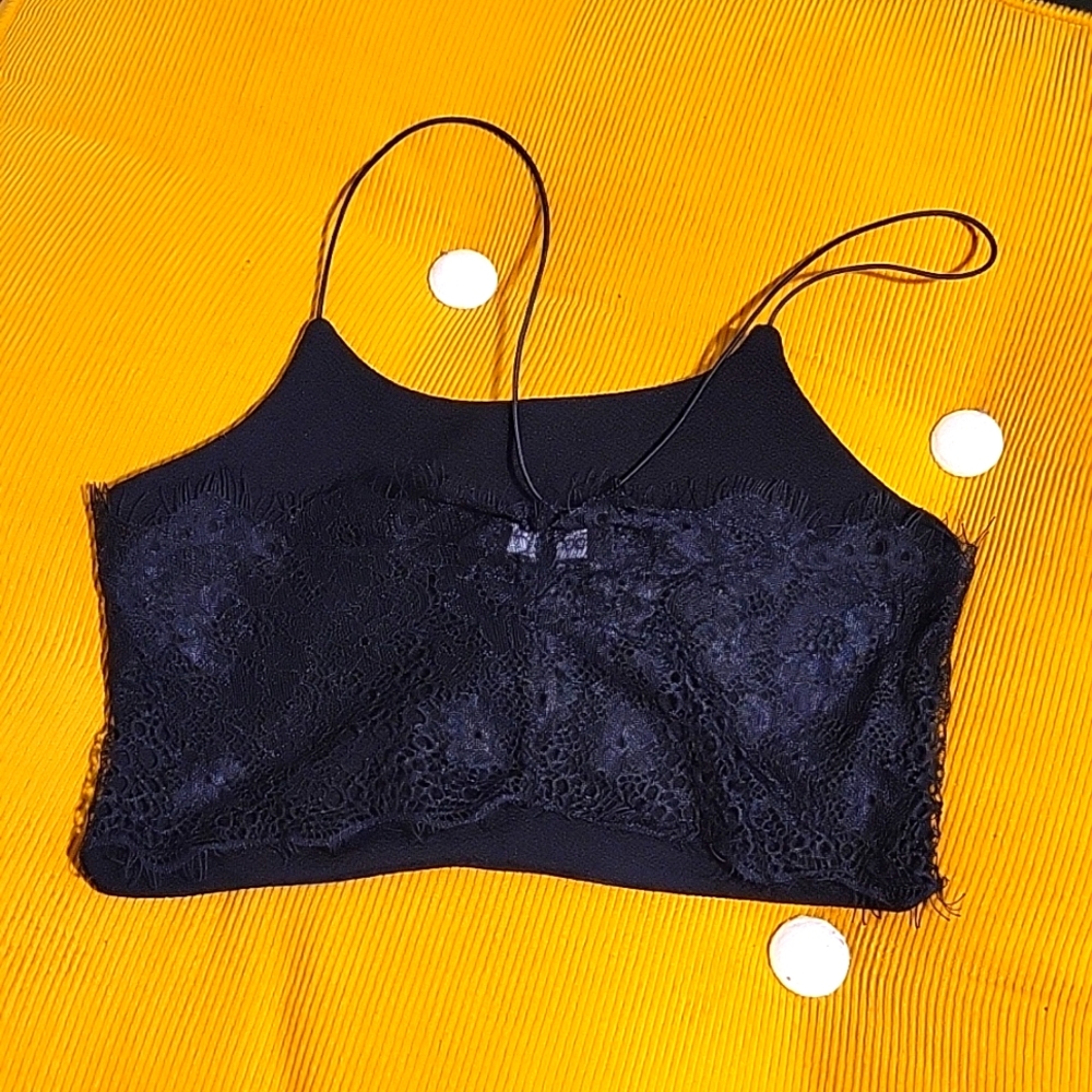 Cute Boohoo top - Picture 2 of 3